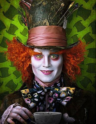 johnny-depp-_mad-hatter-_alice_HgSyY_23163.jpg