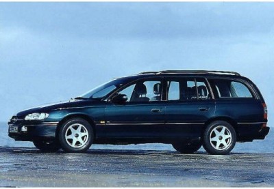 OPEL-Omega-Caravan-2-0.jpg