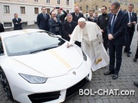 Skromni Papa Franjo odlučio je odvojiti se od svojega Lamborghinija.
