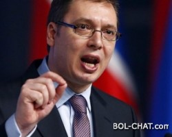 Journalisten der "Financial Times" interviewten Vucic in seinem Büro und entdeckten ein gruseliges Detail