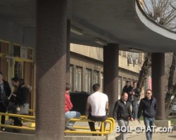 Mladi javne fakultete mijenjaju za privatne i odlazak iz BiH