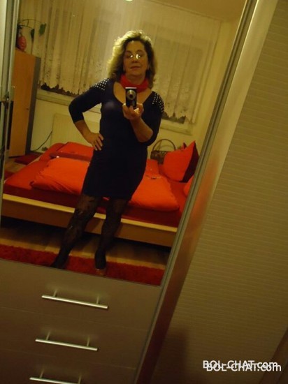 Pol:slatkaalma Zensko Bracni Status: Necu da kazem Godine: 55 Mjesto boravka: Germany Grad: Necu da kazem Rodjen/a u: Banja Luka O meni: Necu da kazem..ZENI SKINULA SA FB RUGOBA RUZNA NEKA SEBE POKAZE GADURA GADNA IZ PRIZRENA..