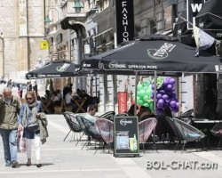 Svaki put mi se smuči kad dođem u BiH, osjećam se kao bankomat: Svi se žele ogrebati, pa makar za njemačke slatkiše...
