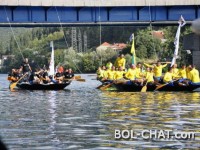 Nesvakidašnji slučaj u Mostaru: Plovili Neretvom s natpisom ”Za dom spremni” pa svi pohapšeni