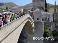 Danas tradicionalni skokovi sa Starog mosta